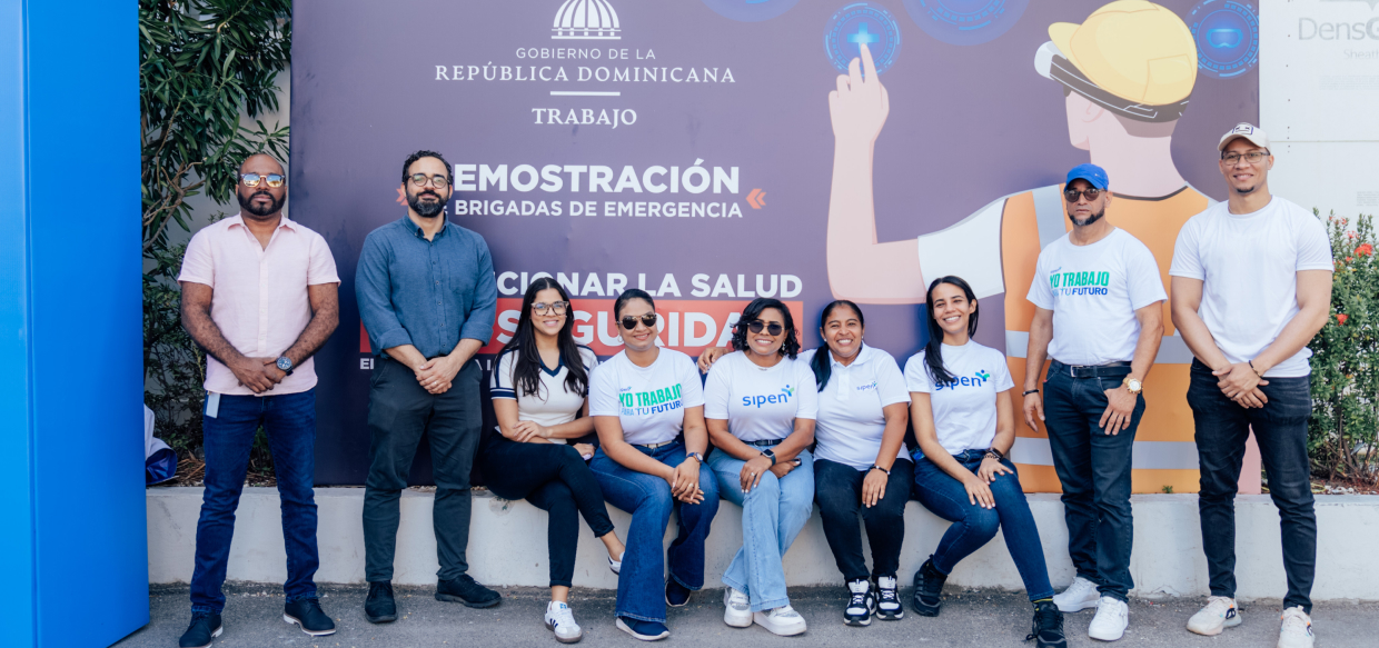 Colaboradores de la Sipen participan en simulacros de brigadas de emergencia