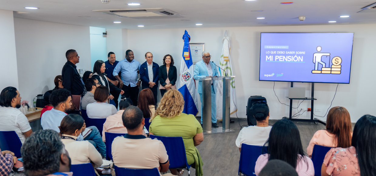 Sipen capacita en materia de seguridad social a colaboradores de la DGJP
